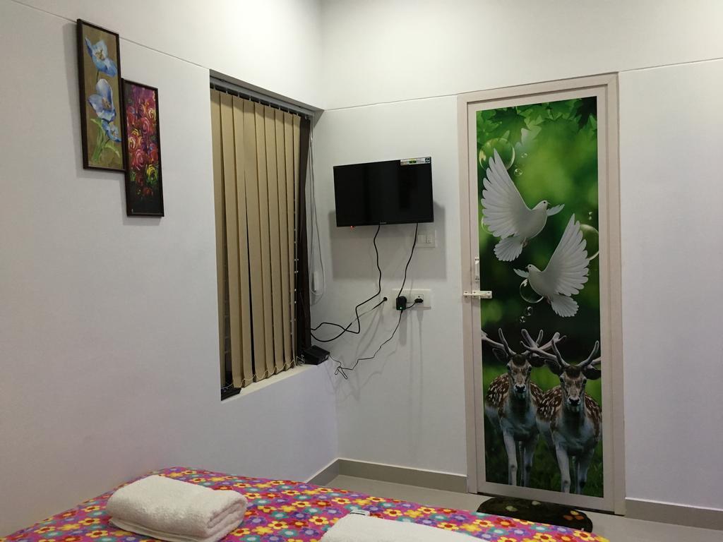 Rams Guest House Near Lulu Mall Thiruvananthapuram Exteriör bild