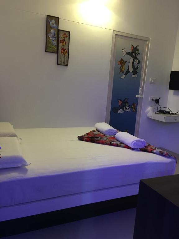 Rams Guest House Near Lulu Mall Thiruvananthapuram Exteriör bild