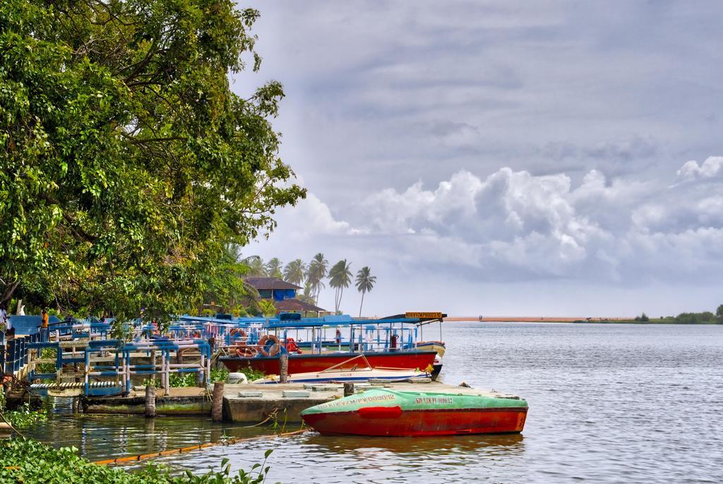 Rams Guest House Near Lulu Mall Thiruvananthapuram Exteriör bild